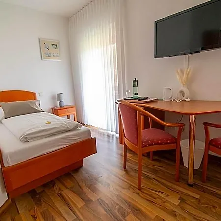 Waldhotel Schipp-hummert מלון 3*