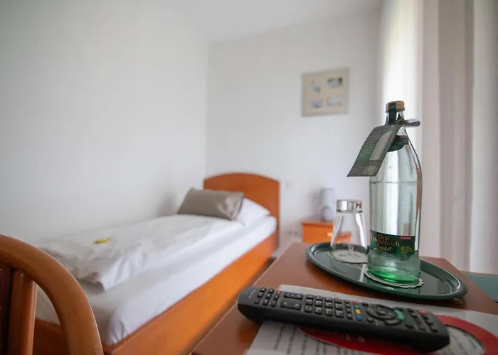 施普摩尔特瓦尔德酒店 3*